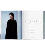 Her Majesty. A Photographic History 1926–2022 - Image 2